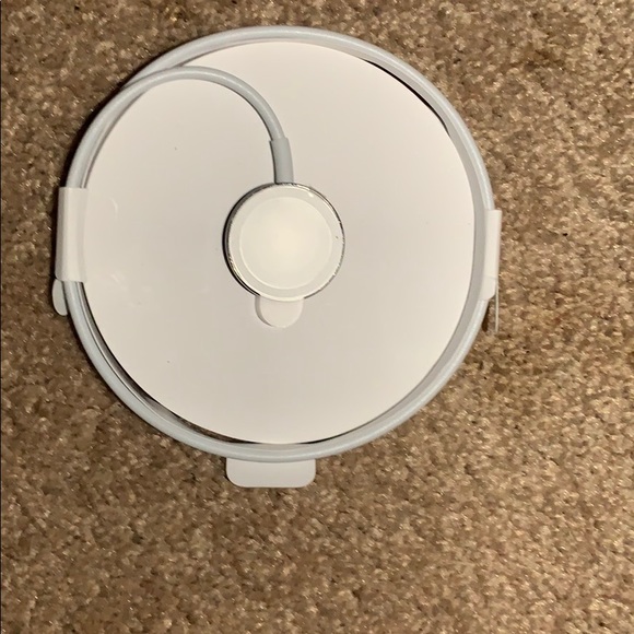 USB-C Apple Watch Charger - Picture 1 of 2